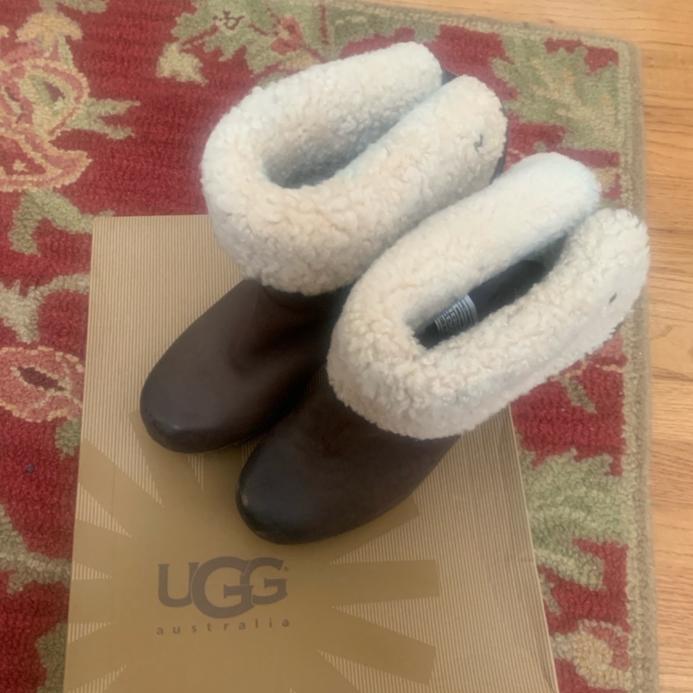 Ugg boots size 6